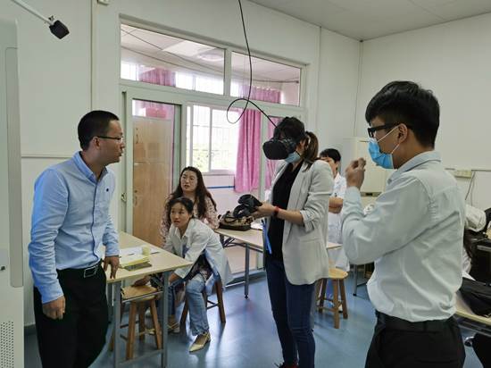 2282c7eb2256278a21381185c04e306